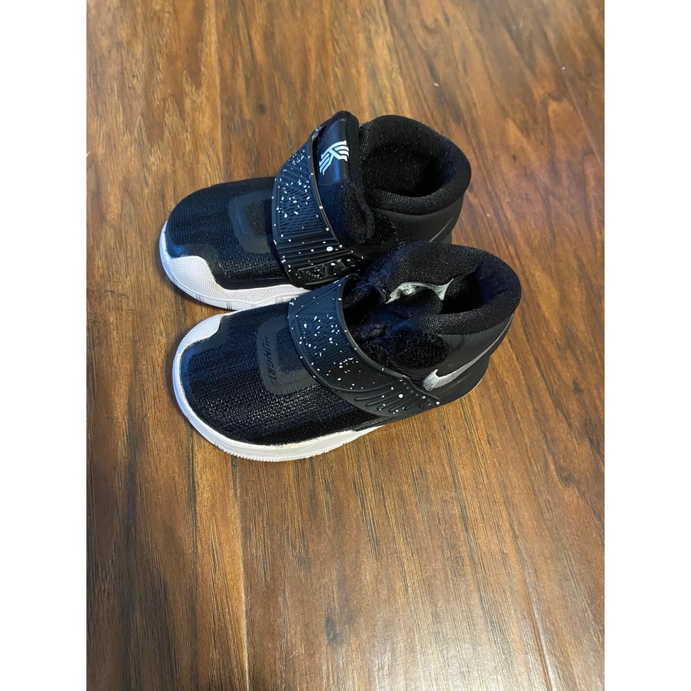 Nike Kyrie Flytrap Toddler Sneakers Black White Athletic Shoes